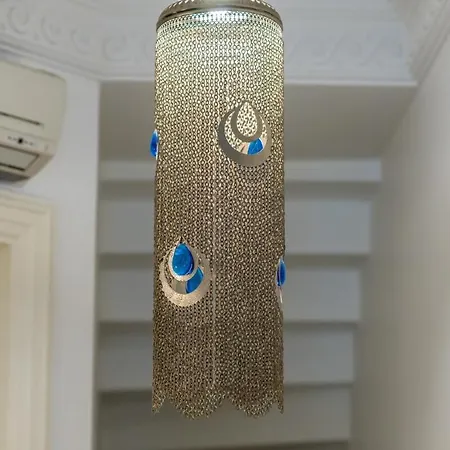 Modern Gem With Terrace - Urban Retreat Стамбул