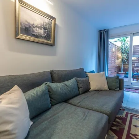 Modern Gem With Terrace - Urban Retreat Апартаменты Стамбул